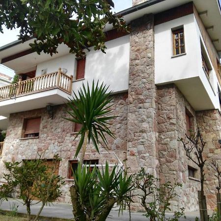 Albergue La Costana Oviedo Exteriör bild