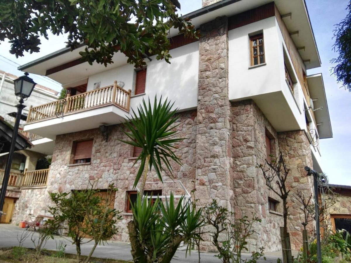 Albergue La Costana Oviedo Exteriör bild