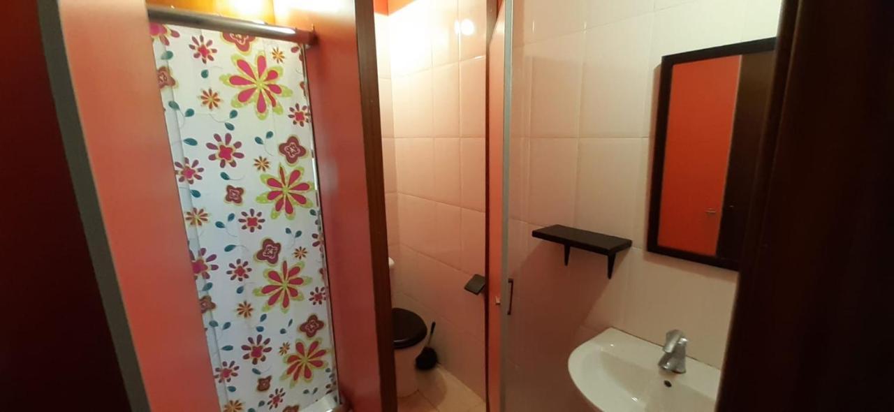 Albergue La Costana Oviedo Exteriör bild
